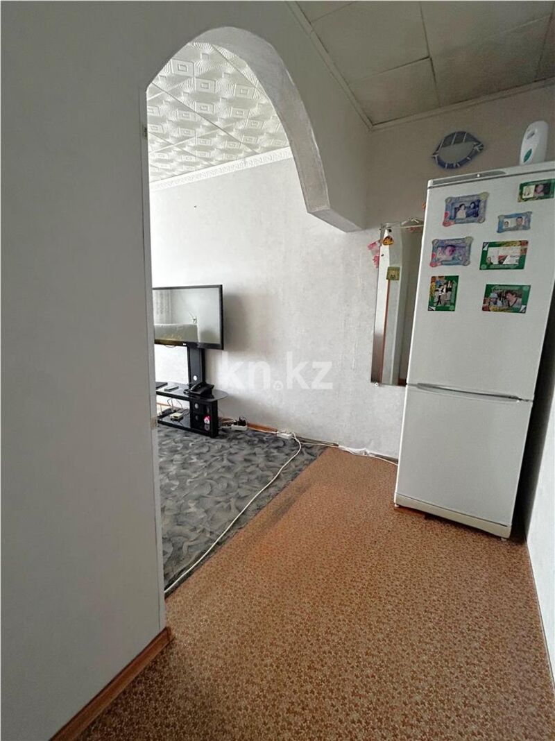 Продажа 3-комнатной квартиры, 42 м² - Продажа трехкомнатных квартир в панельном доме в Караганде - страница 20 фото 7 из 9