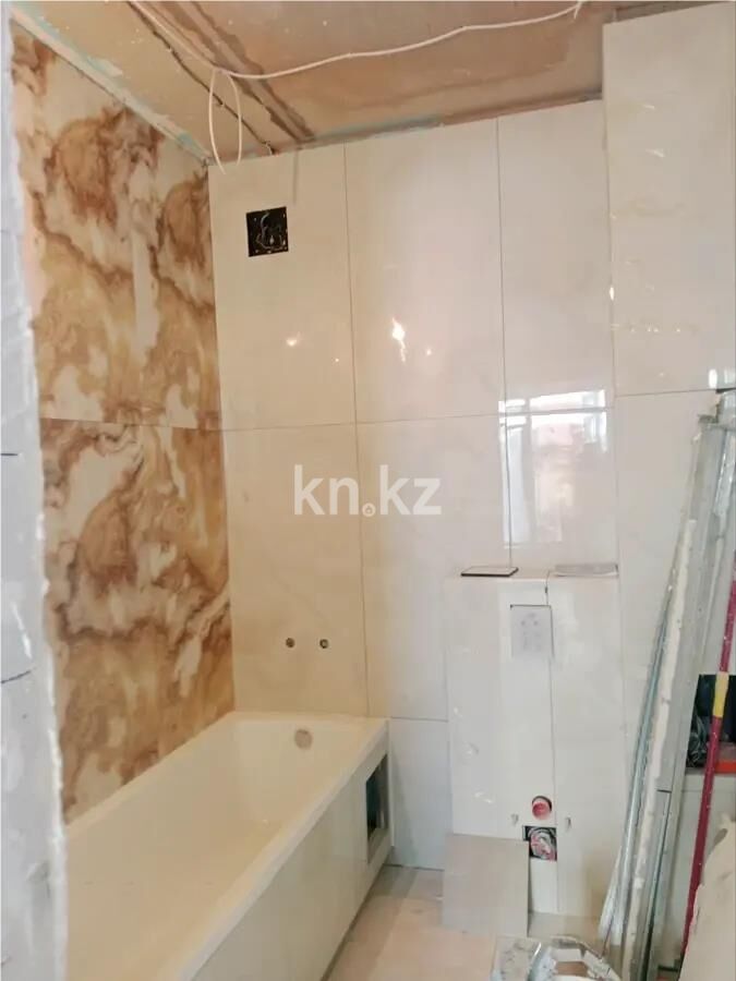 Продажа 4-комнатной квартиры, 135 м² - Продажа четырехкомнатных квартир в кирпичном доме в Казахстане - страница 19 фото 2 из 2