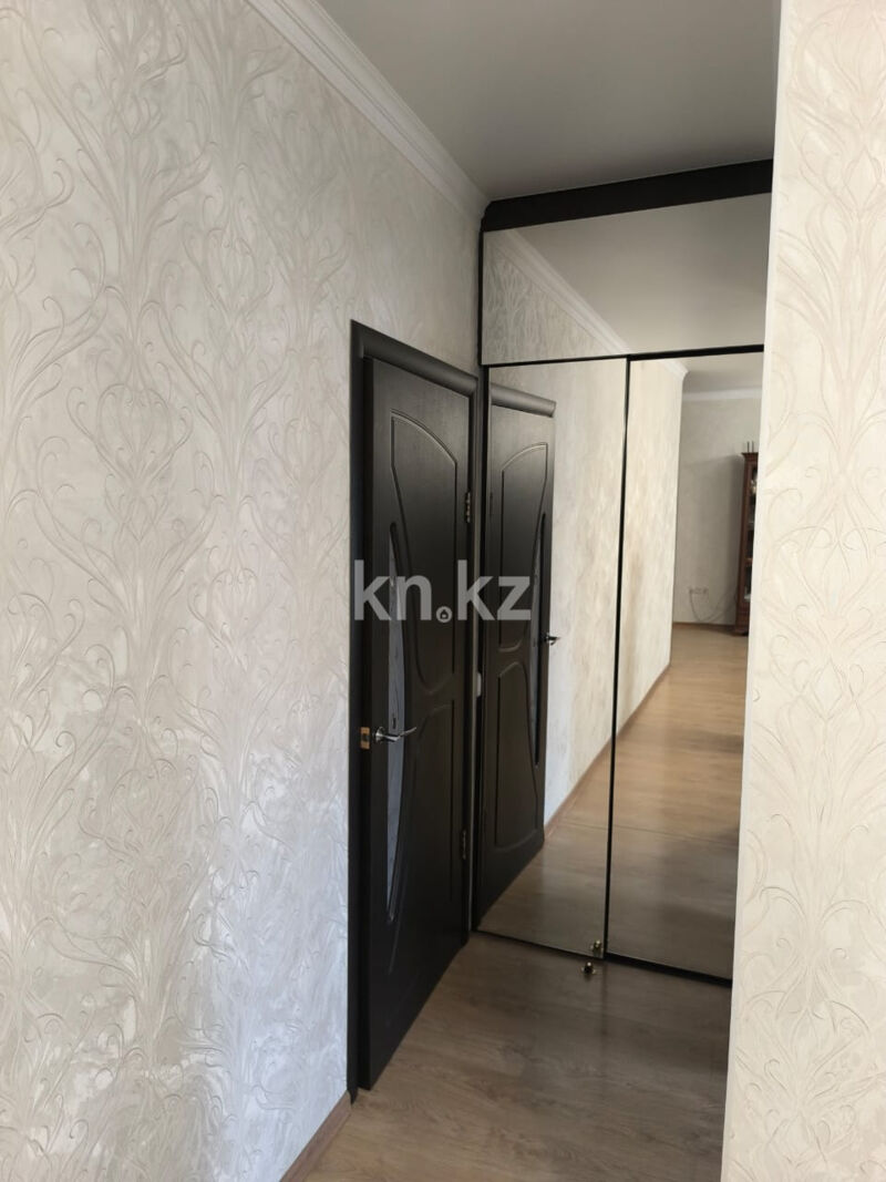 Продажа 4-комнатной квартиры, 95.2 м² - Продажа четырехкомнатных квартир в кирпичном доме в Караганде - страница 5 фото 5 из 19