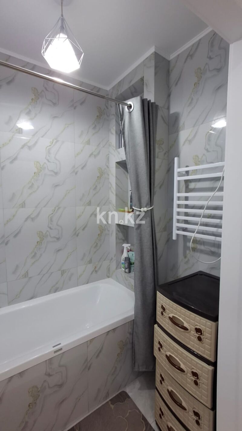 Продажа 2-комнатной квартиры, 81.4 м² - Продажа двухкомнатных квартир в Уральске фото 18 из 20