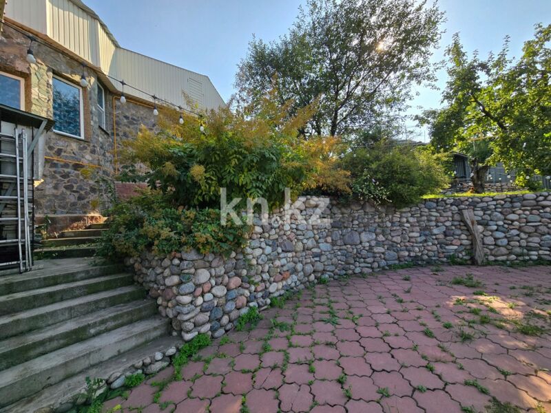 Продажа 5-комнатного дома, 209 м² - Продажа зданий в Усть-Каменогорске фото 18 из 40