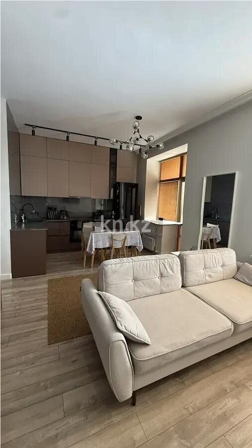 Продажа 1-комнатной квартиры, 35.6 м² - Продажа квартир от собственников в Астане - страница 6 фото 1 из 2