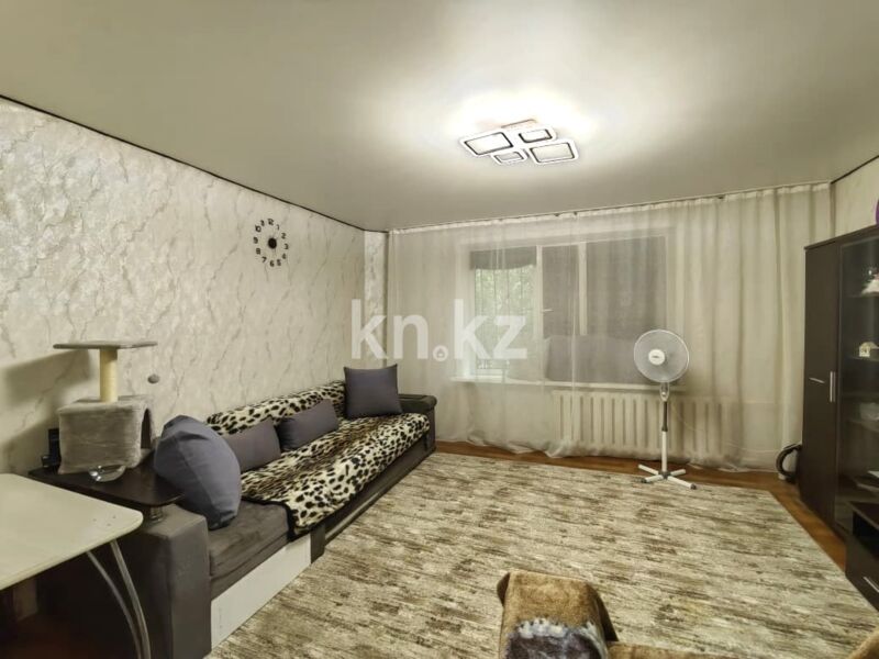 Продажа 1-комнатной квартиры, 41 м² - Продажа однокомнатных квартир в панельном доме в Караганде - страница 3 фото 2 из 27