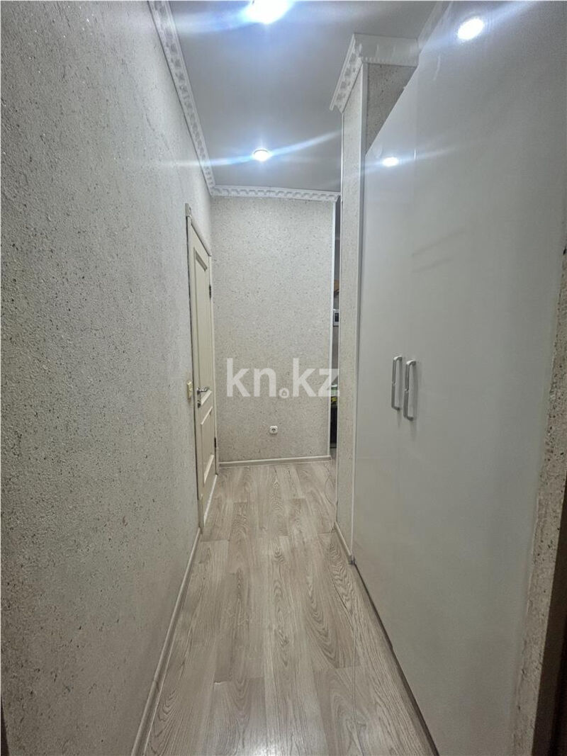 Продажа 3-комнатной квартиры, 80 м² - Продажа квартир в блочном доме в Караганде - страница 3 фото 7 из 19