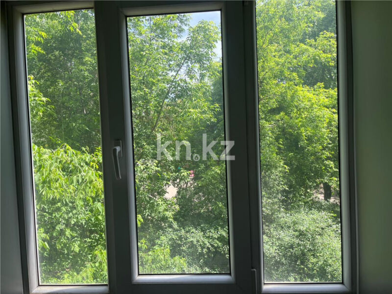 Продажа 1-комнатной квартиры, 36 м² - Продажа квартир в Михайловке Караганды - страница 4 фото 12 из 13