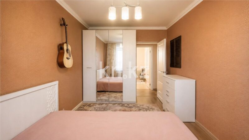 Продажа 4-комнатной квартиры, 76 м² - Продажа четырехкомнатных квартир в панельном доме в Караганде - страница 4 фото 3 из 18