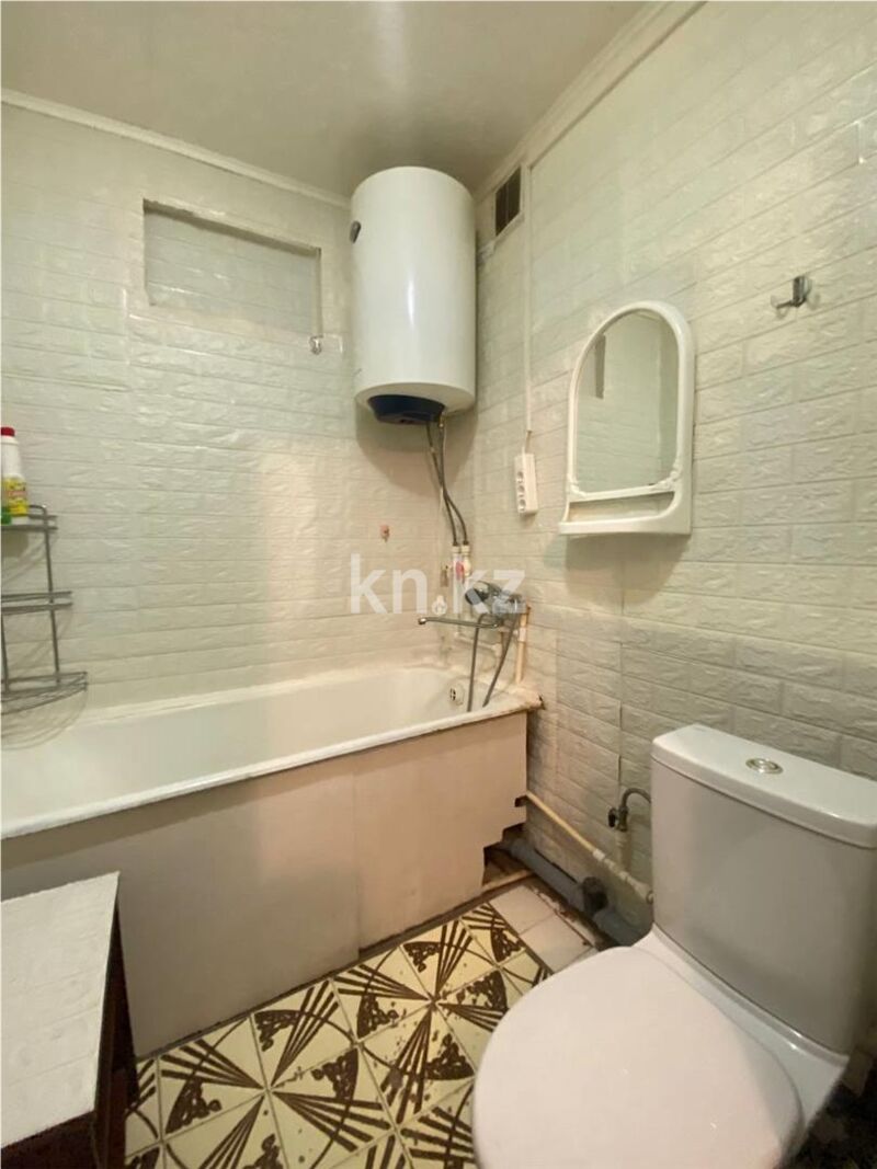 Продажа 2-комнатной квартиры, 42 м² - Продажа двухкомнатных квартир в кирпичном доме в Караганде - страница 3 фото 6 из 8