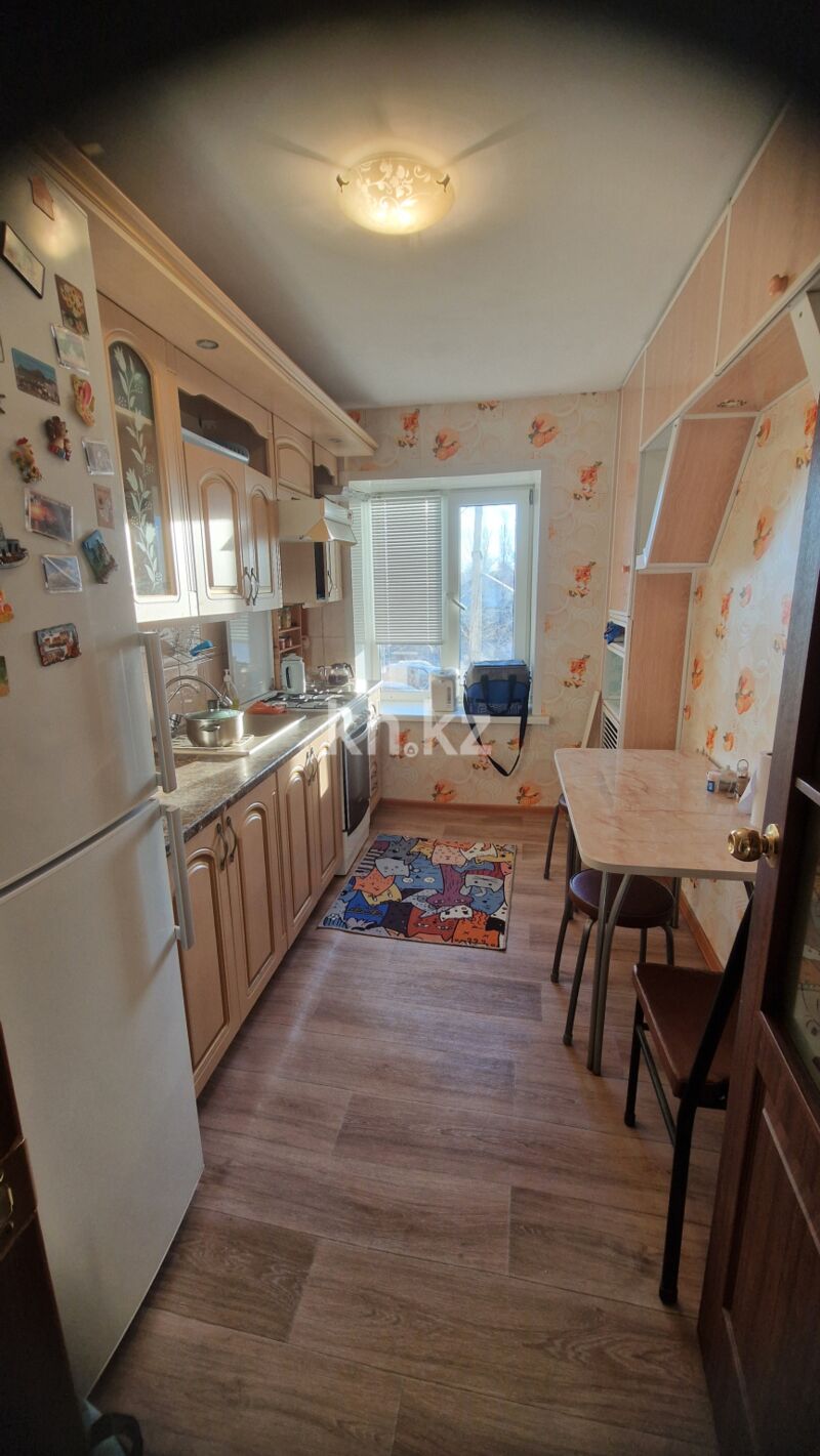 Продажа 3-комнатной квартиры, 61.1 м² - Продажа квартир от собственников в Уральске фото 1 из 8