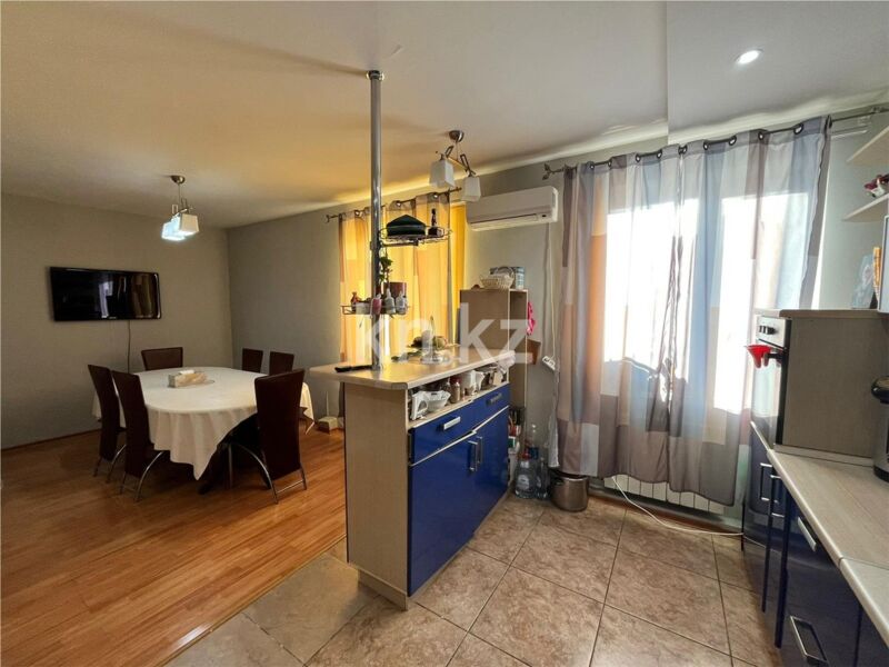 Продажа 4-комнатной квартиры, 170 м² - Продажа четырехкомнатных квартир в кирпичном доме в Казахстане - страница 7 фото 8 из 20