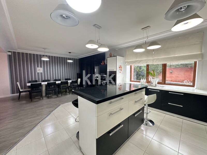 Продажа 6-комнатного дома, 312.6 м² - Продажа домов, коттеджей в Караганде - страница 3 фото 18 из 39
