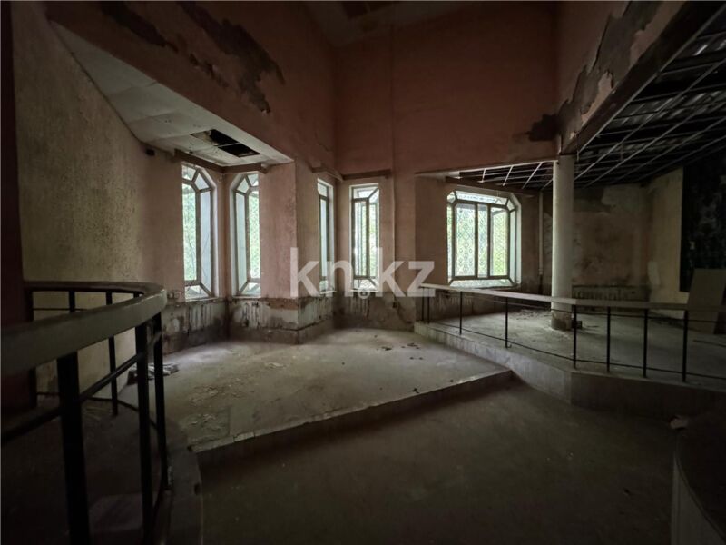 Продажа здания, 1340 м² - Продажа зданий в Казахстане - страница 2 фото 3 из 13