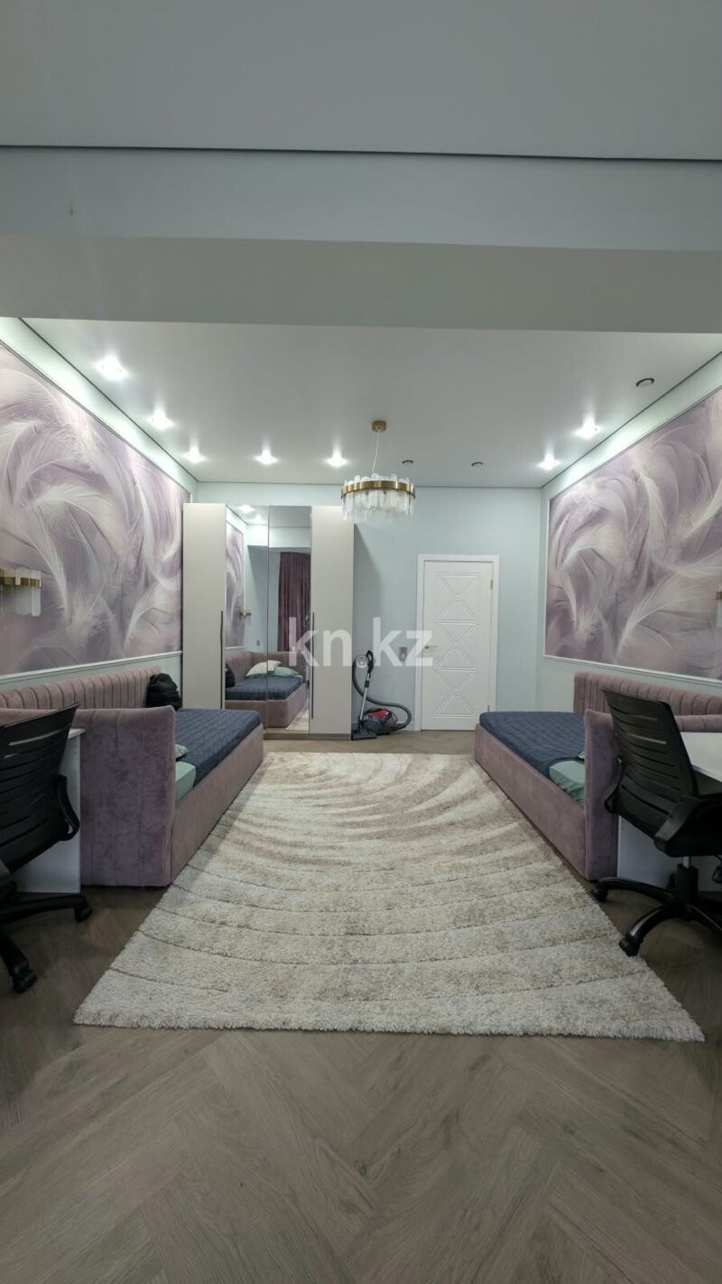 Продажа 3-комнатной квартиры, 99.7 м² - Продажа жилой и коммерческой недвижимости в Уральске фото 19 из 37