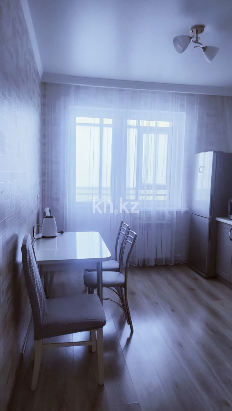 Аренда 1-комнатной квартиры посуточно, 41 м² - Аренда квартир посуточно в Казахстане - страница 7 фото 3 из 14