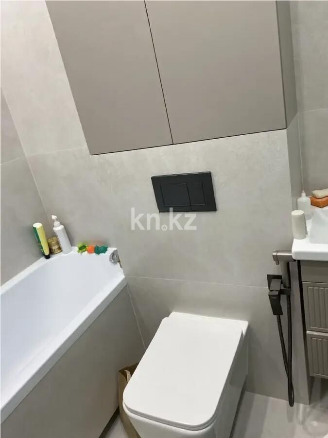 Продажа 3-комнатной квартиры, 90 м² - Продажа трехкомнатных квартир в Караганде - страница 3 фото 2 из 2