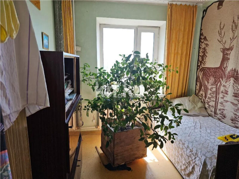 Продажа 4-комнатной квартиры, 76 м² - Продажа квартир в панельном доме в Караганде - страница 2 фото 3 из 9