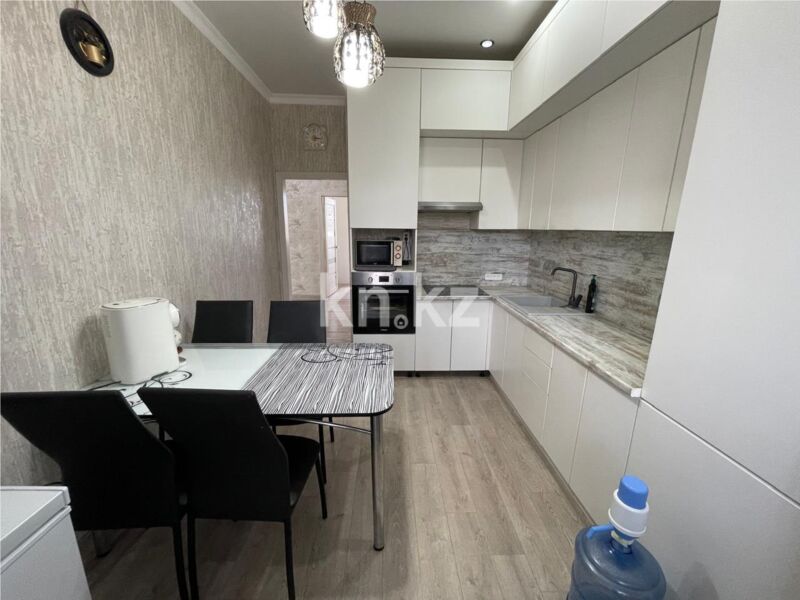 Продажа 5-комнатной квартиры, 110 м² - Продажа квартир в монолитно-каркасном доме в Караганде - страница 6 фото 13 из 23