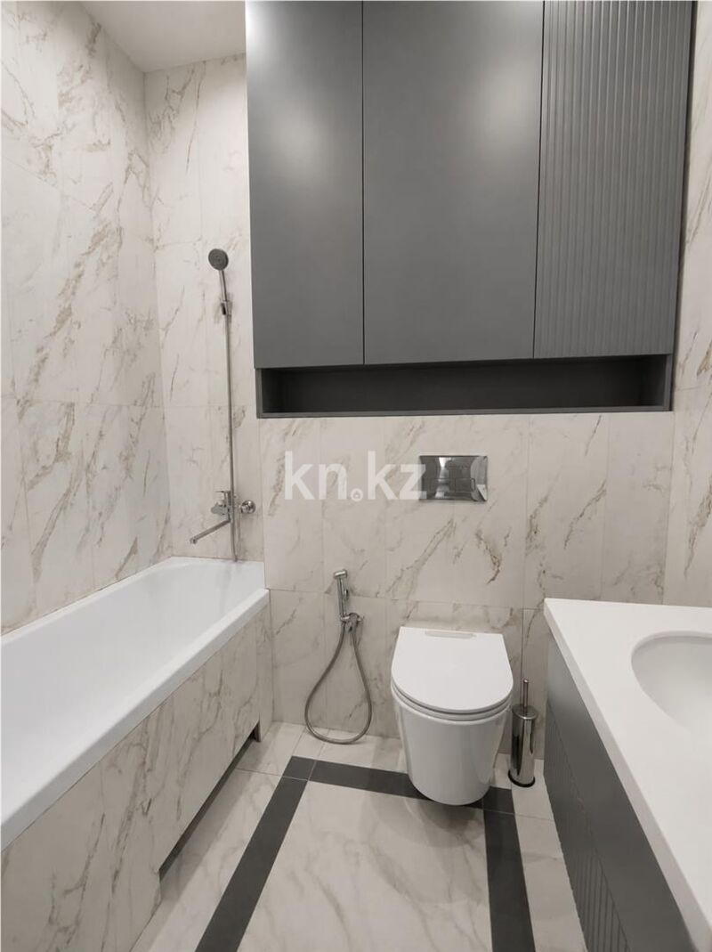 Продажа 4-комнатной квартиры, 105 м² - Продажа четырехкомнатных квартир в кирпичном доме в Караганде - страница 4 фото 13 из 16
