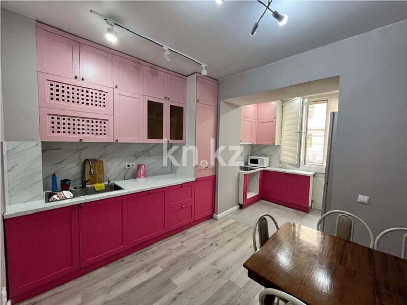 Продажа 3-комнатной квартиры, 80 м² - Продажа квартир в кирпичном доме в Астане - страница 12 фото 1 из 18