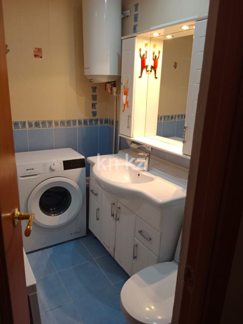 Продажа 3-комнатной квартиры, 56 м² - Продажа трехкомнатных квартир в кирпичном доме в Караганде фото 12 из 15