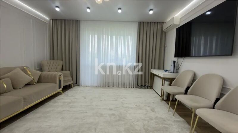 Продажа 3-комнатной квартиры, 66 м² - Продажа трехкомнатных квартир на Юго-Востоке Караганды - страница 19 фото 1 из 7
