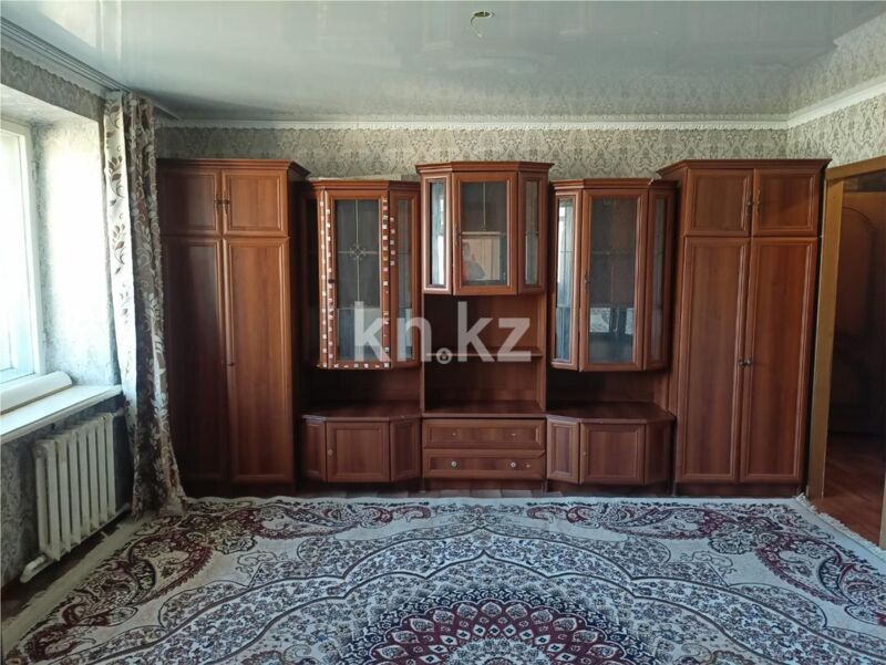 Продажа 3-комнатной квартиры, 55 м² - Продажа квартир в блочном доме в Темиртау - страница 2 фото 2 из 15