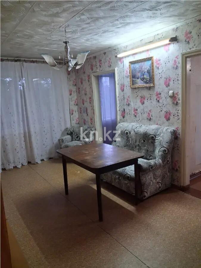 Продажа 4-комнатной квартиры, 61 м² - Продажа квартир в панельном доме в Караганде - страница 3 фото 1 из 7