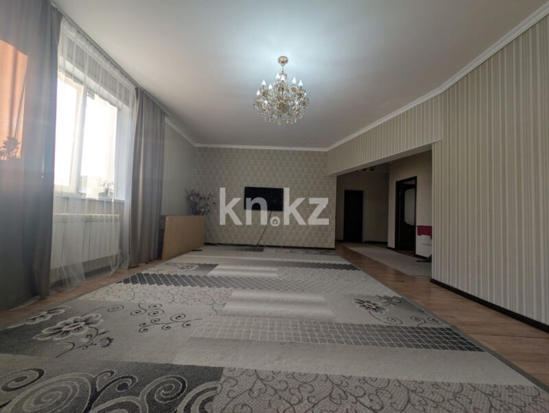 Продажа 3-комнатного дома, 103 м² - Продажа трехкомнатных домов, коттеджей в Уральске фото 1 из 40