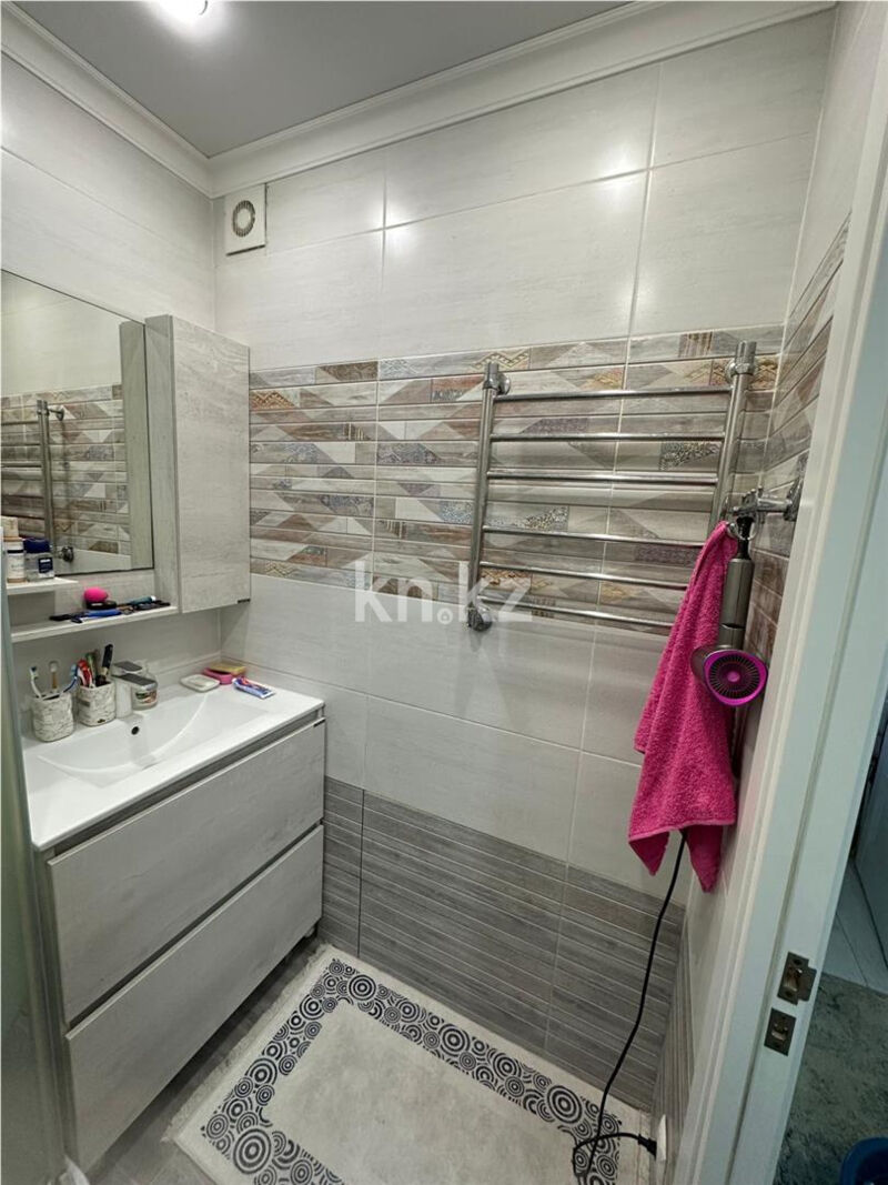 Продажа 4-комнатной квартиры, 78 м² - Продажа четырехкомнатных квартир в панельном доме в Караганде - страница 6 фото 10 из 15