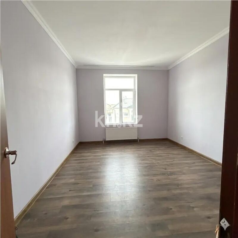 Продажа 4-комнатной квартиры, 228.6 м² - Продажа четырехкомнатных квартир в кирпичном доме в Казахстане - страница 18 фото 2 из 9