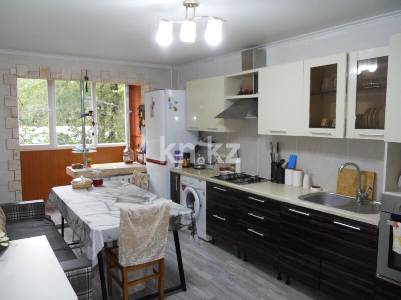 Продажа 3-комнатной квартиры, 67 м² - Продажа трехкомнатных квартир в панельном доме в Алматы - страница 17 фото 1 из 9