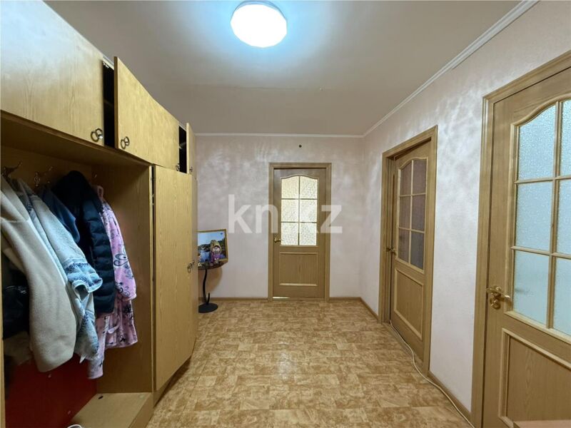 Продажа 2-комнатной квартиры, 47 м² - Продажа двухкомнатных квартир на Юго-Востоке Караганды - страница 3 фото 10 из 14