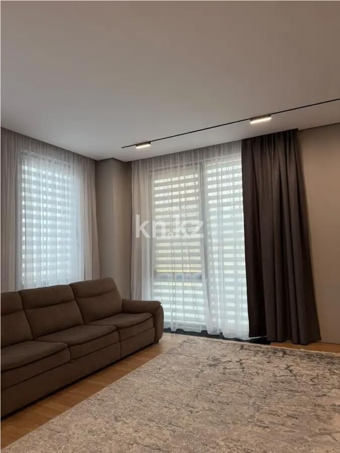 Продажа 4-комнатной квартиры, 220 м² - Продажа четырехкомнатных квартир в Алматы - страница 17 фото 1 из 6