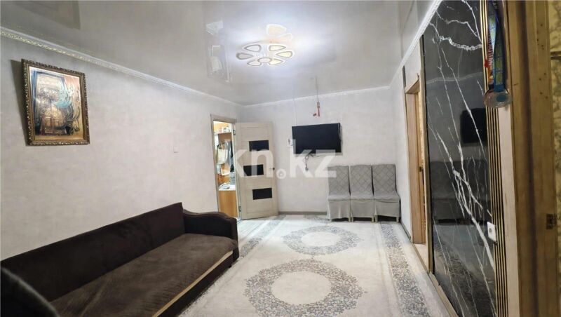 Продажа 3-комнатной квартиры, 47 м² - Продажа трехкомнатных квартир в Темиртау - страница 2 фото 1 из 8