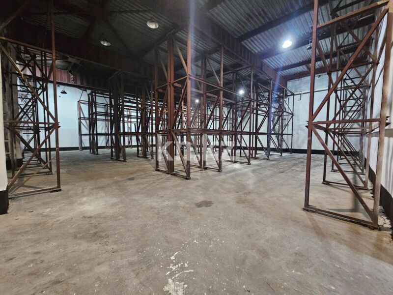Аренда базы, 10543.12 м² - Аренда баз, складов и промышленной недвижимости в Алматы с фото фото 2 из 7