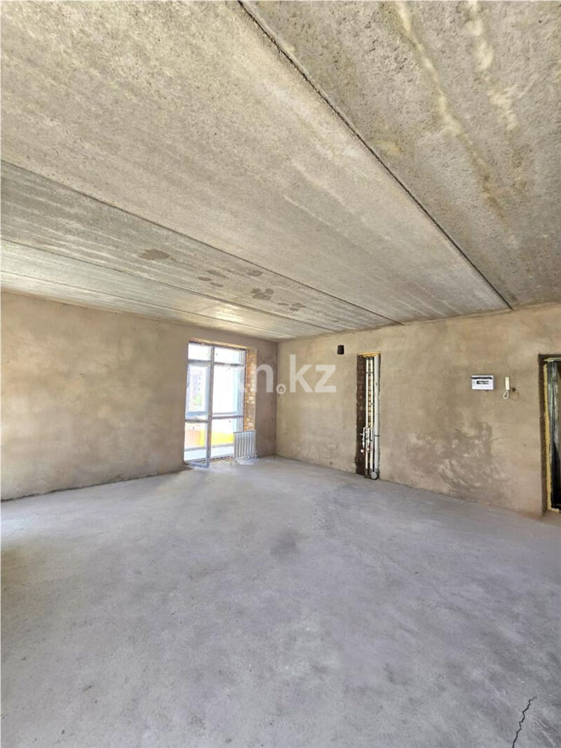 Продажа 4-комнатной квартиры, 76 м² - Продажа четырехкомнатных квартир в кирпичном доме в Караганде - страница 6 фото 1 из 13