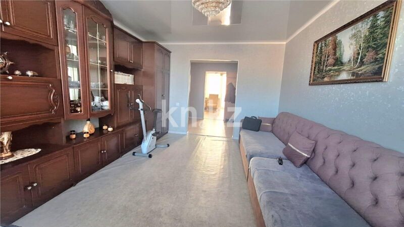 Продажа 4-комнатной квартиры, 79 м² - Продажа квартир в Майкудуке Караганды - страница 3 фото 2 из 16