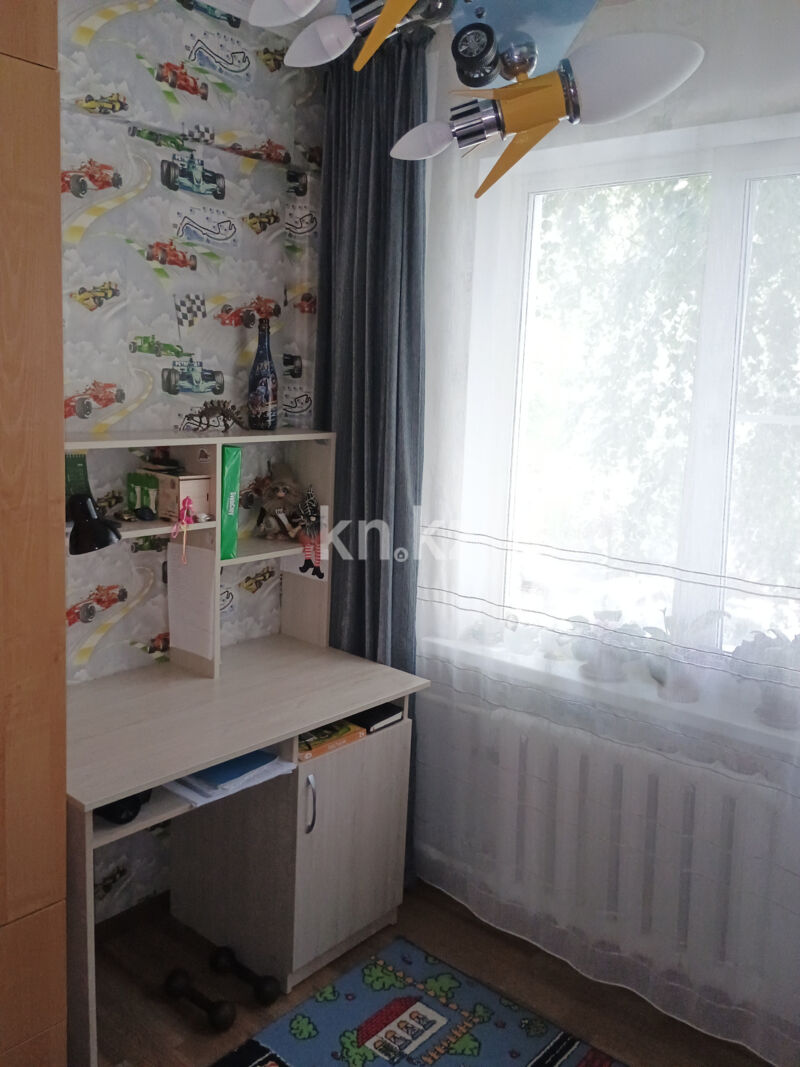 Продажа 3-комнатной квартиры, 70 м² - Продажа жилой и коммерческой недвижимости в Усть-Каменогорске фото 8 из 18