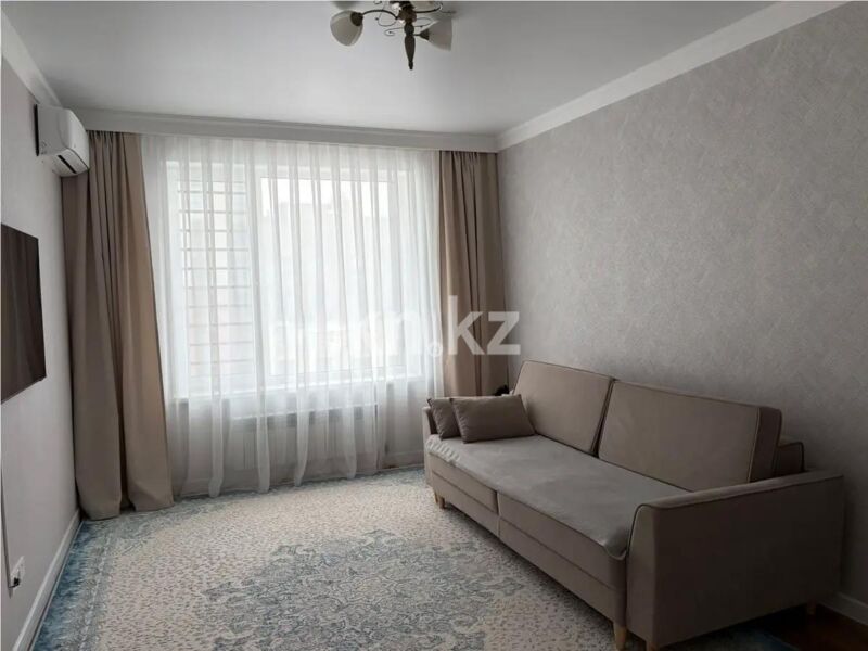 Продажа 1-комнатной квартиры, 38 м² - Продажа однокомнатных квартир в р-не Есиль Астаны - страница 8 фото 1 из 4