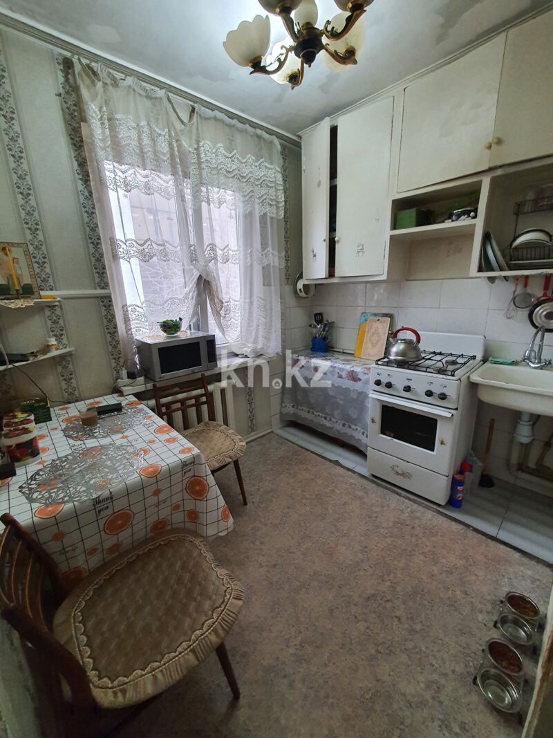 Продажа 2-комнатной квартиры, 42.5 м² - Продажа двухкомнатных квартир в панельном доме в Алматы - страница 4 фото 1 из 14