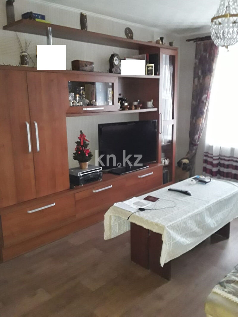 Продажа 3-комнатной квартиры, 65 м² - Продажа недвижимости в Усть-Каменогорске - страница 2 фото 1 из 8