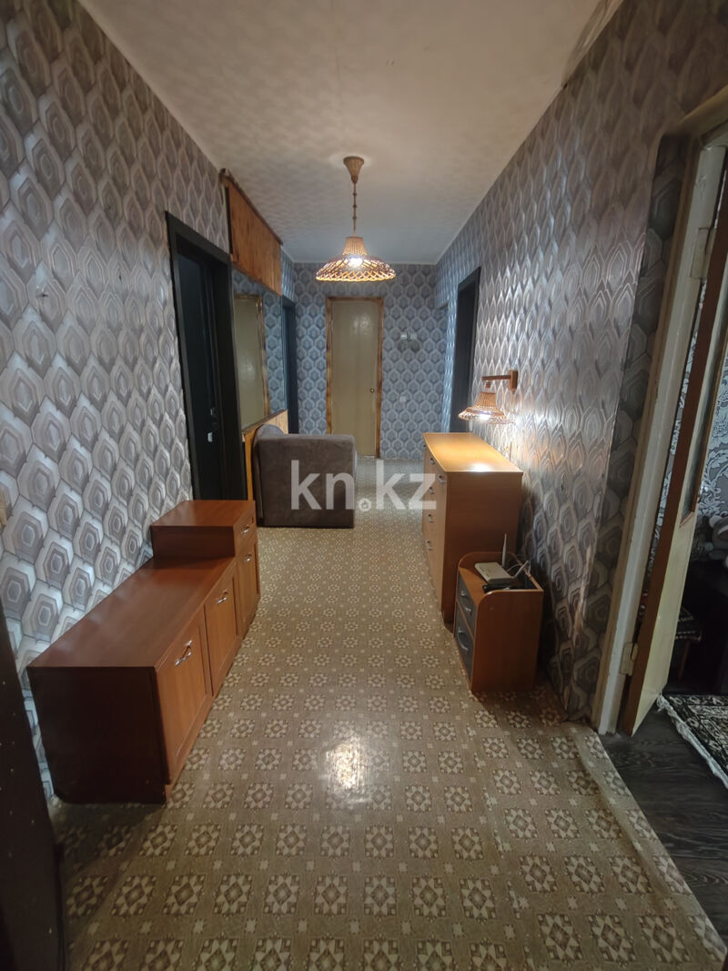 Продажа 4-комнатной квартиры, 87.6 м² - Продажа четырехкомнатных квартир в панельном доме в Караганде - страница 6 фото 17 из 21