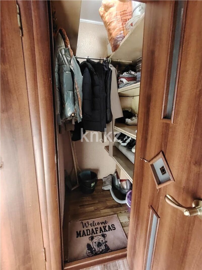 Продажа 2-комнатной квартиры, 45 м² - Продажа двухкомнатных квартир в панельном доме в Темиртау - страница 7 фото 15 из 19