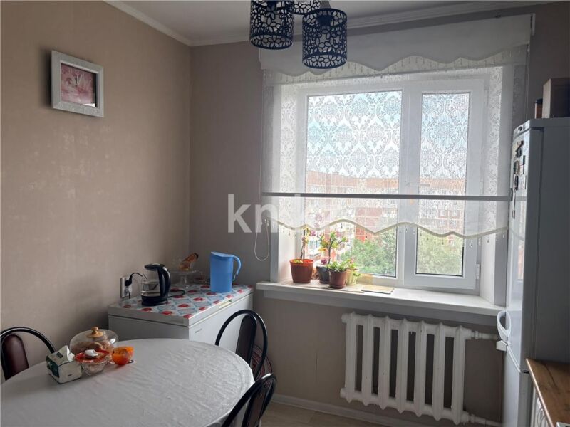 Продажа 3-комнатной квартиры, 64 м² - Продажа трехкомнатных квартир на Юго-Востоке Караганды - страница 10 фото 15 из 25