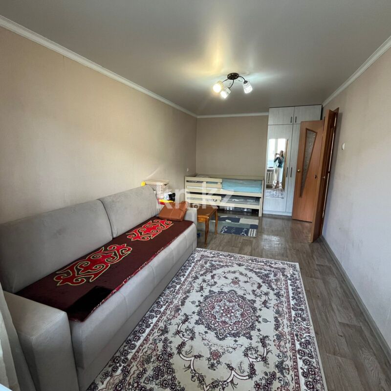 Продажа 1-комнатной квартиры, 30 м² - Продажа однокомнатных квартир на Юго-Востоке Караганды - страница 7 фото 1 из 3