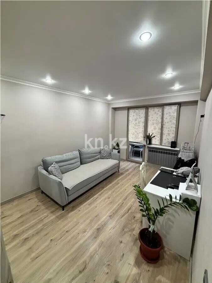 Продажа 3-комнатной квартиры, 90 м² - Продажа зданий в Усть-Каменогорске фото 2 из 6