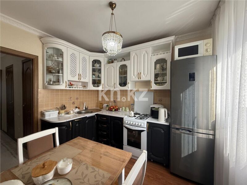 Продажа 3-комнатной квартиры, 64 м² - Продажа трехкомнатных квартир в панельном доме в Караганде - страница 20 фото 10 из 13