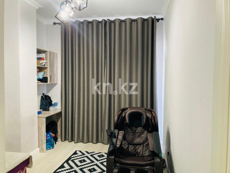 Продажа 4-комнатной квартиры, 110 м² - Продажа квартир на Юго-Востоке Караганды - страница 3 фото 6 из 24