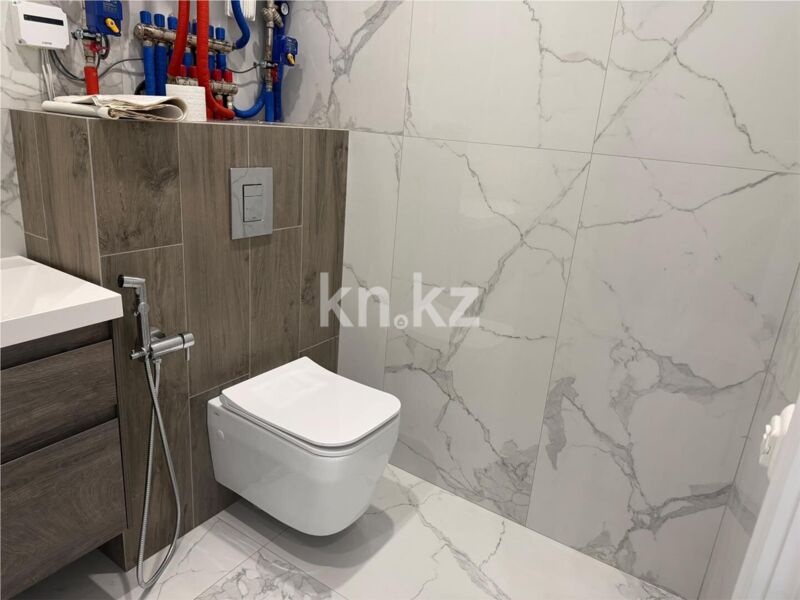 Продажа 3-комнатной квартиры, 67 м² - Продажа трехкомнатных квартир в кирпичном доме в Казахстане - страница 11 фото 14 из 34