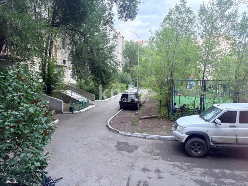 Продажа 3-комнатной квартиры, 70 м² - Продажа трехкомнатных квартир в кирпичном доме в Караганде - страница 9 фото 21 из 23