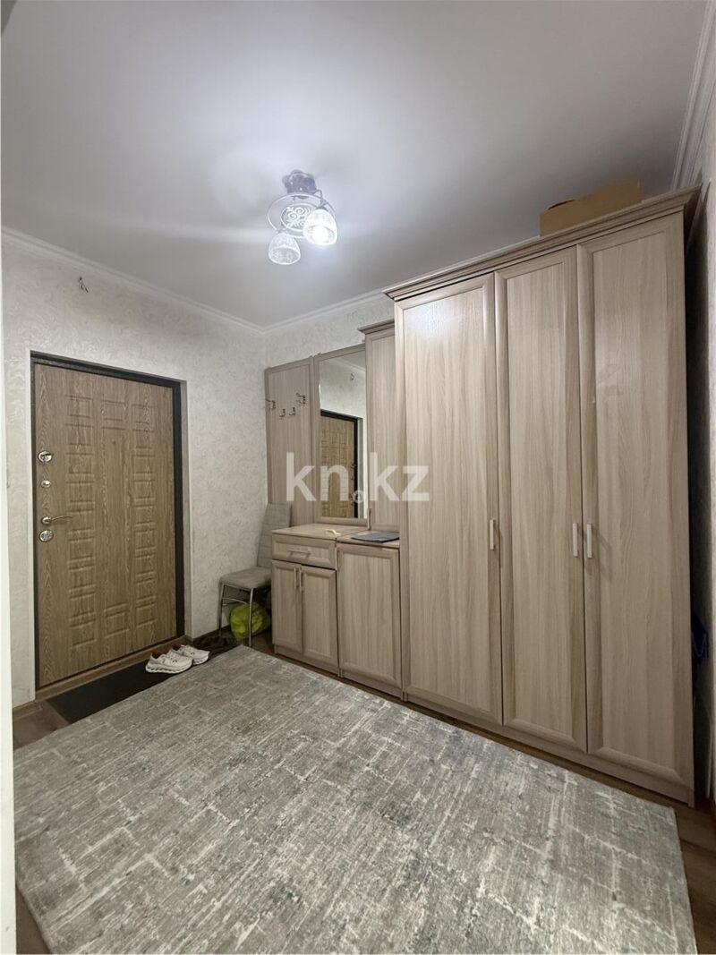 Продажа 2-комнатной квартиры, 64 м² - Продажа двухкомнатных квартир в панельном доме в Караганде - страница 8 фото 11 из 14
